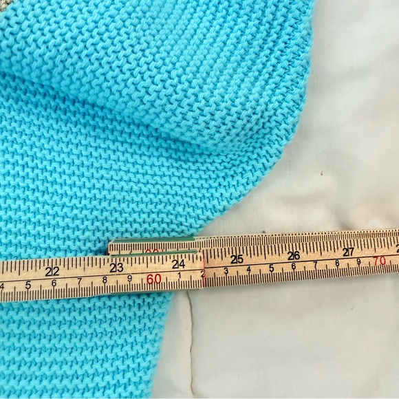 Lilly Pulitzer Turquoise and Gold Sweater - Picture 7 of 9